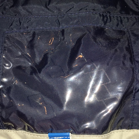 Four Square 04 jacket great for snow weather which now it’s perfect timing - Picture 12 of 12